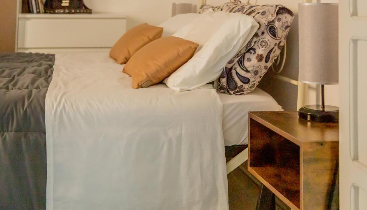 - Casa Manzoni - Luminoso Appartamento Zona Sferisterio 마체라타 외부 사진